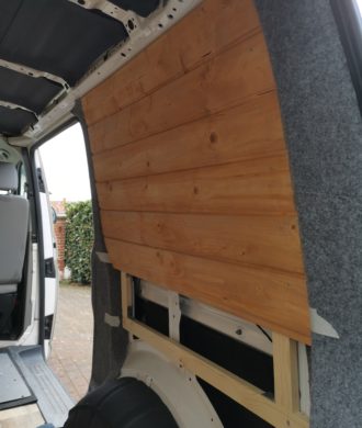 Van Ausbau Unterkonstruktion